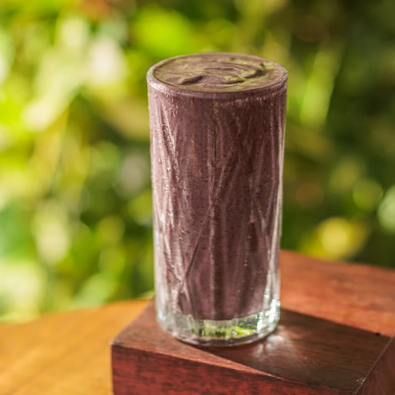 Vitamina de Açaí, do café da manhã do Arvo